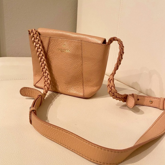 WEEKEND MaxMara leather handbag. - Picture 1 of 8